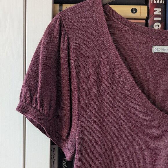 Plum-Colored Lightweight Short Sleeve Sweater / Size L - Picture 6 of 6